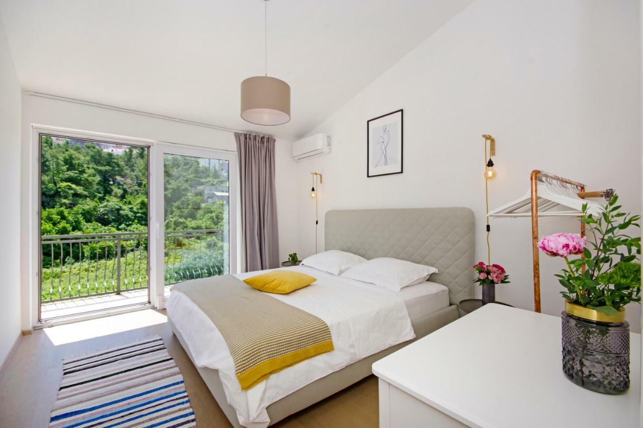 Manuela Apartment โปดสตรานา ภายนอก รูปภาพ