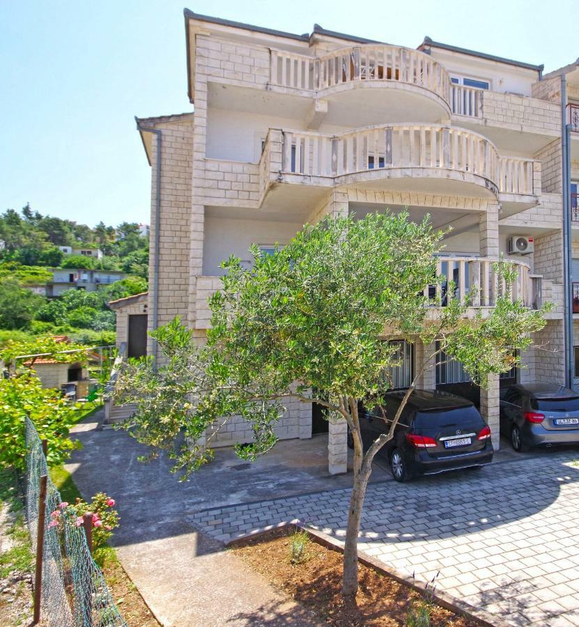 Manuela Apartment โปดสตรานา ภายนอก รูปภาพ