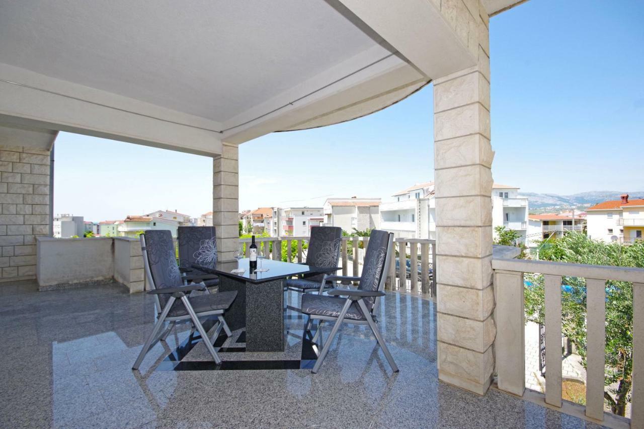 Manuela Apartment โปดสตรานา ภายนอก รูปภาพ